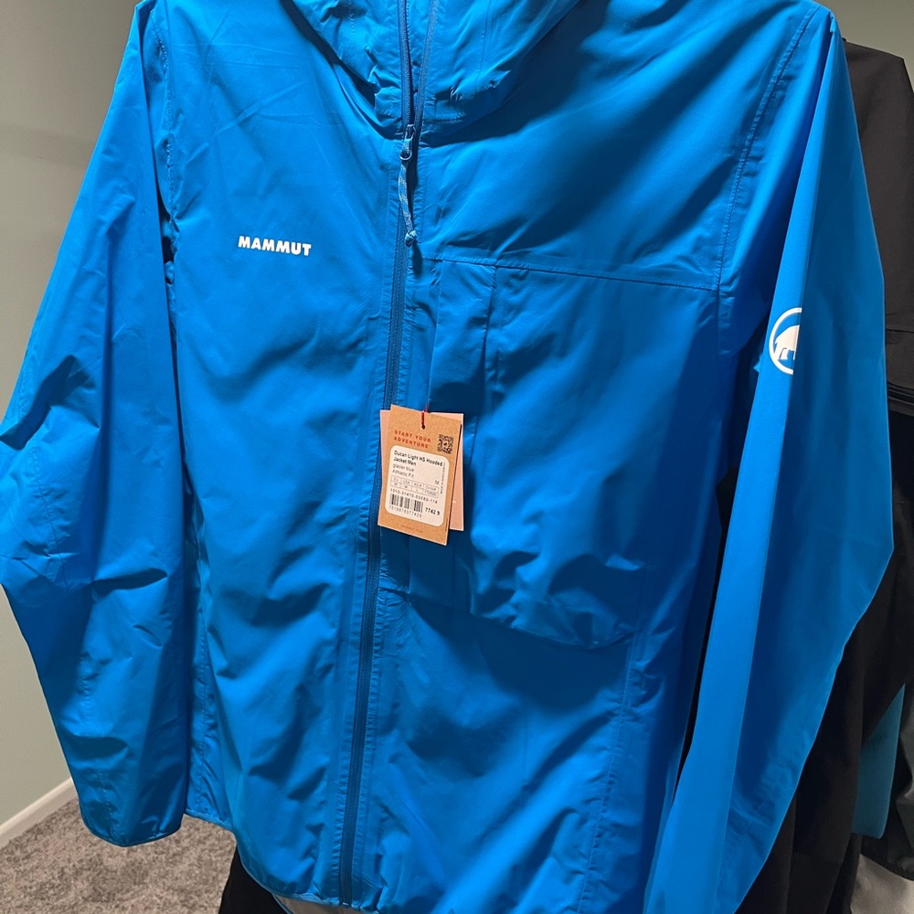 Mammut Men's Ducan Light HS hooded Blue Rain & Wind Jacket